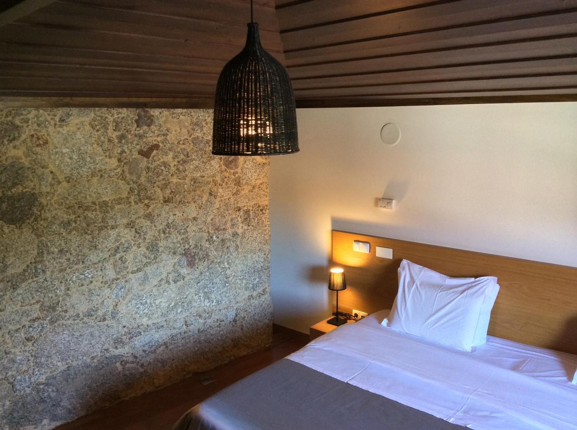 Hotel Rural Alves - Braga - Casa Alves De Torneiros Penso Habitación foto
