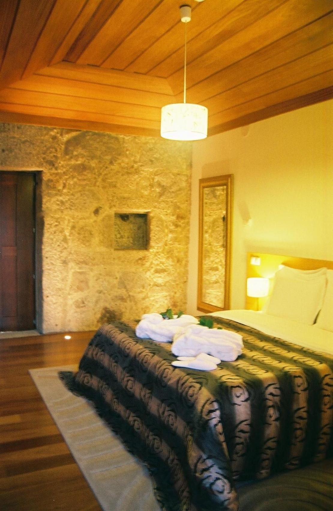 Hotel Rural Alves - Braga - Casa Alves De Torneiros Penso Exterior foto